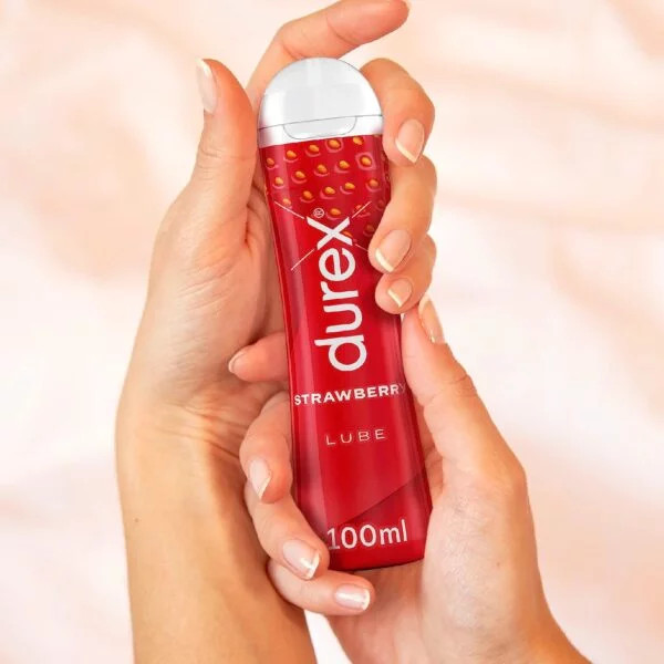 Durex Strawberry Lube 100ml 6